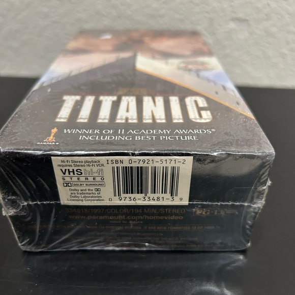 VHS Box Set TITANIC  Part One And Two Unopened Collectible Entertainment Rare - Picture 5 of 6